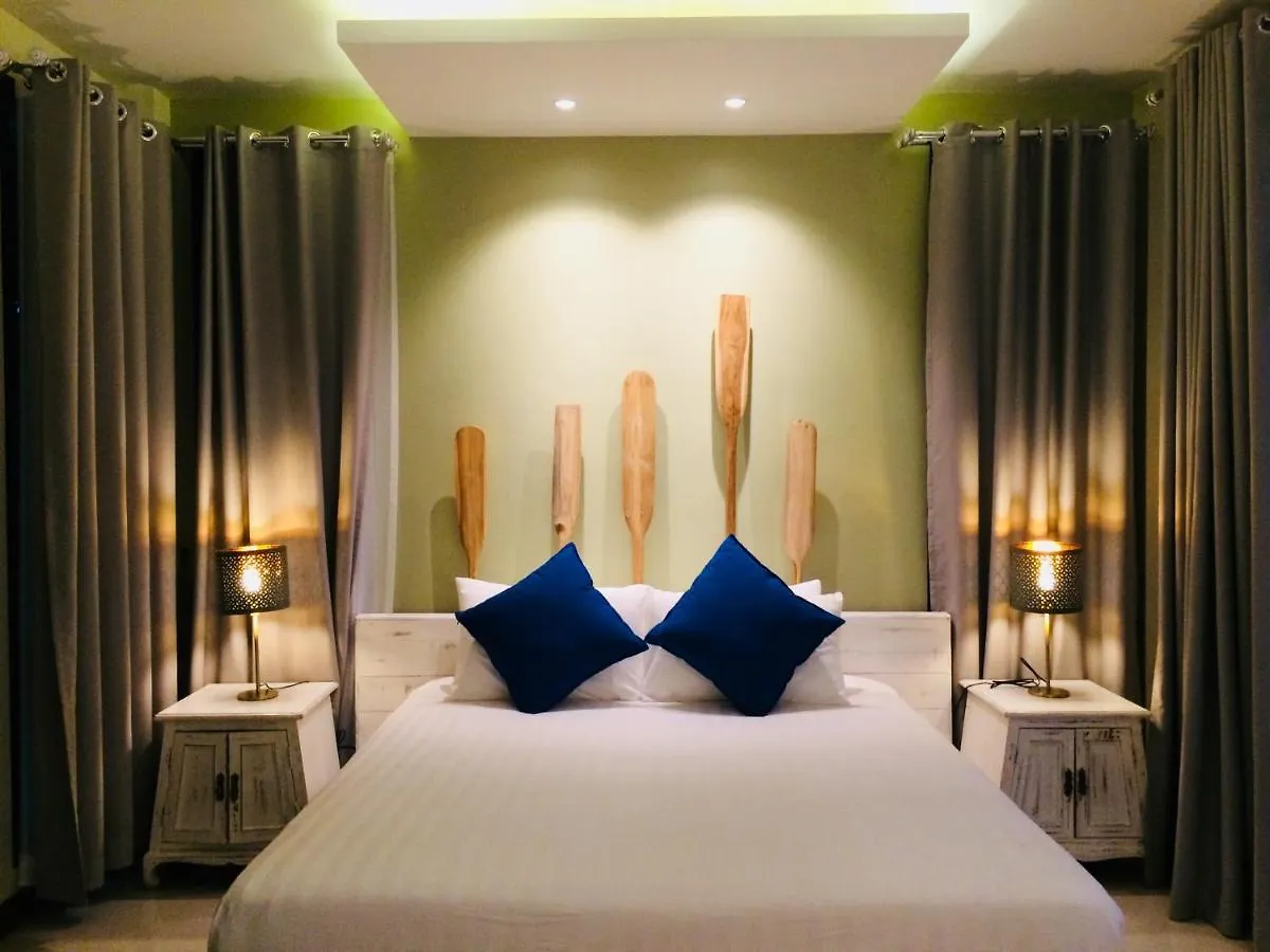 Snapper House Hotel Khao Lak 4*,